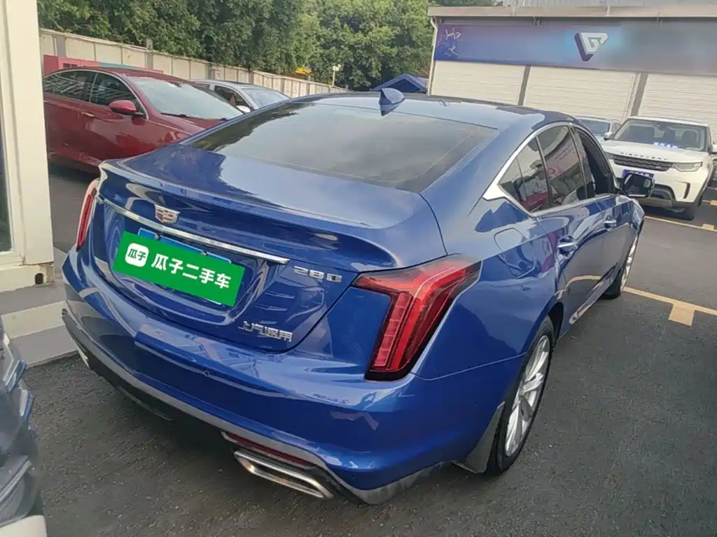 Cadillac CT5 — фото 7