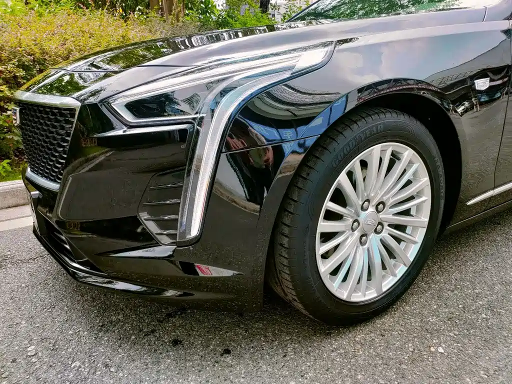 Cadillac CT6 — фото 2