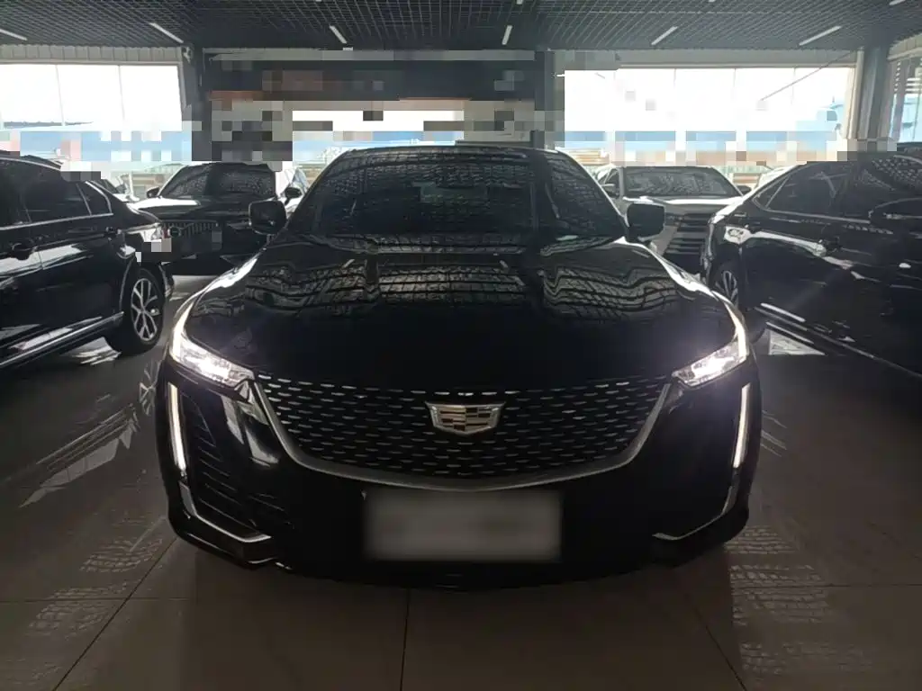 Cadillac CT5 — фото 3