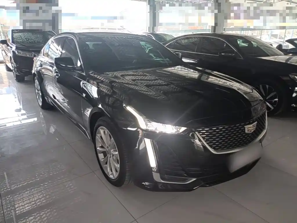 Cadillac CT5 — фото 4