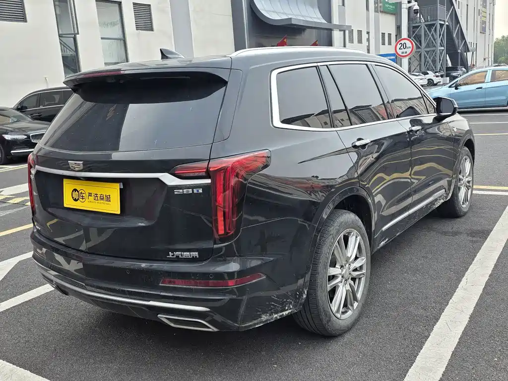 Cadillac XT6 — фото 6