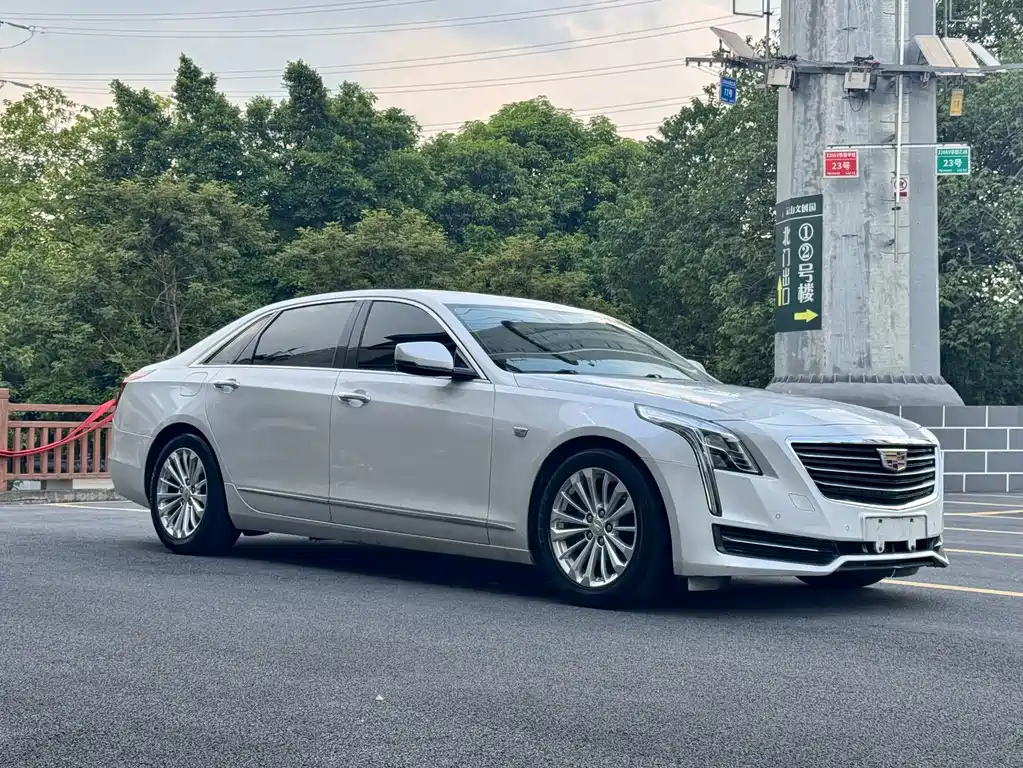 Cadillac CT6 — фото 5