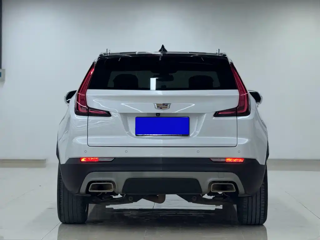 Cadillac XT4 — фото 4