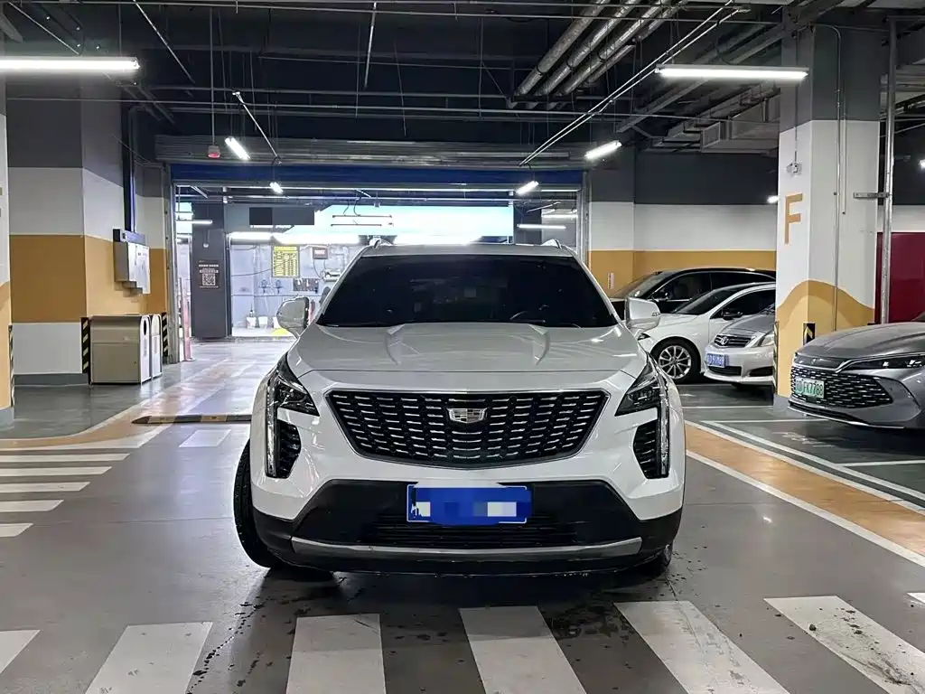 Cadillac XT4 — фото 2
