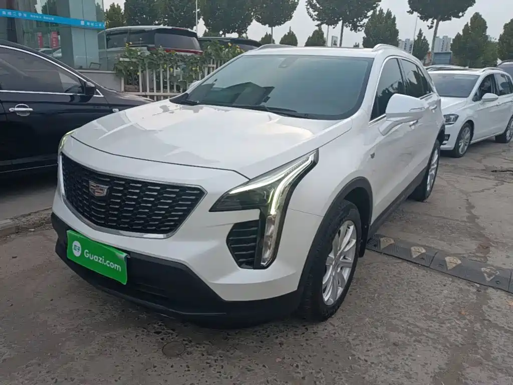 Cadillac XT4 — фото 2