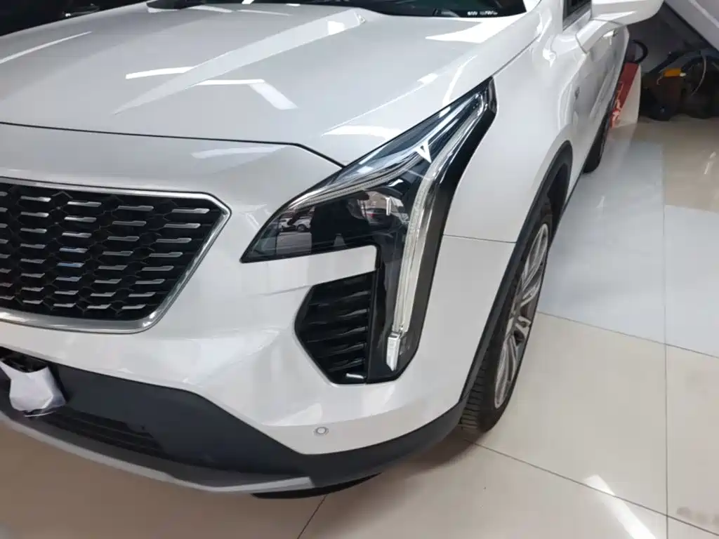 Cadillac XT4 — фото 24