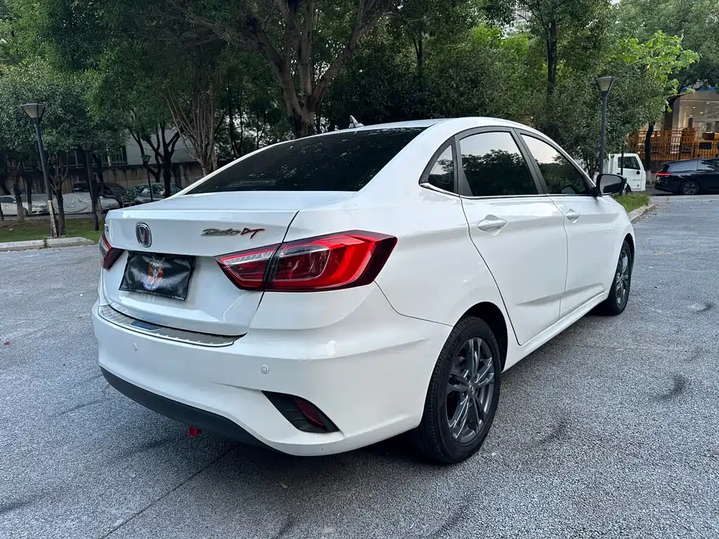 Changan Eado DT — фото 6