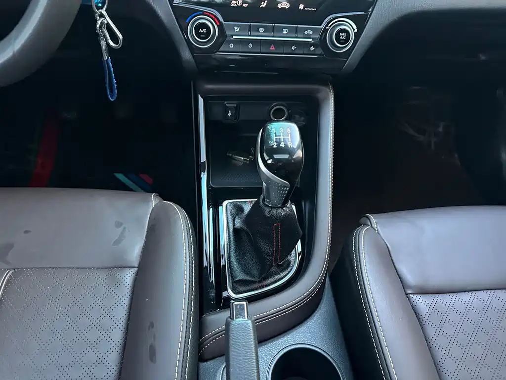 Changan Eado DT — фото 10