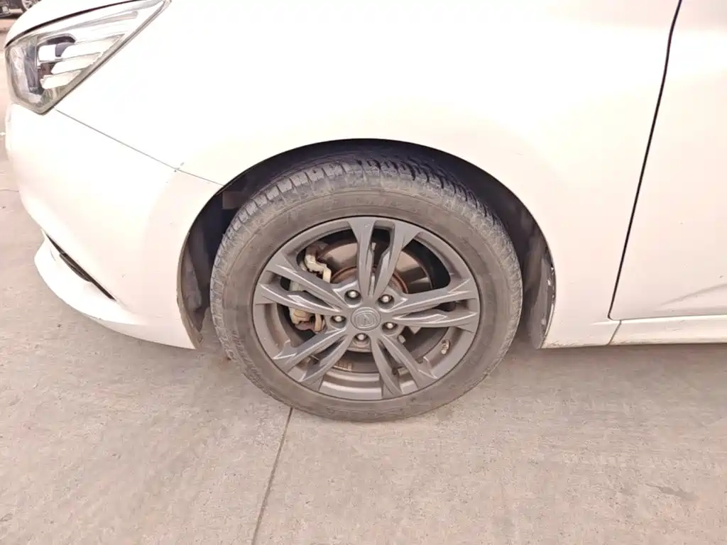 Changan Eado DT — фото 23