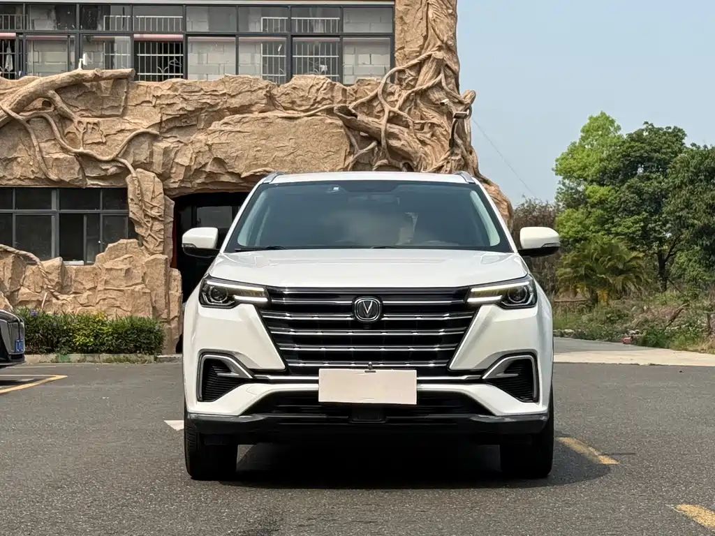 Changan CS55PLUS — фото 2