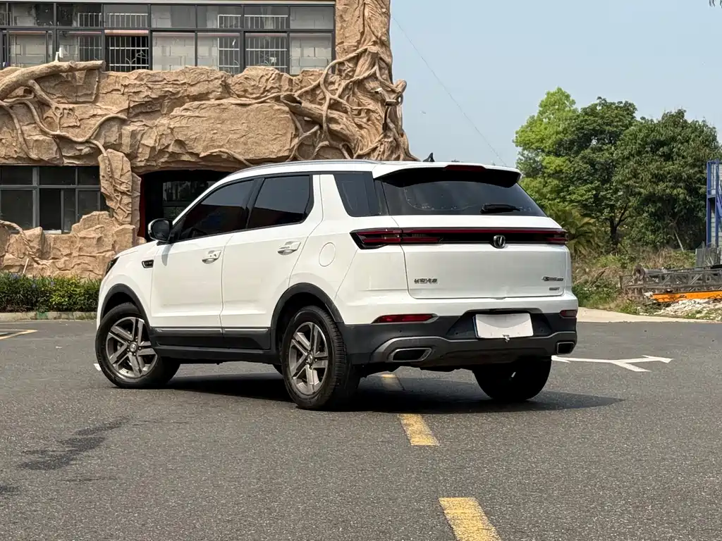 Changan CS55PLUS — фото 3