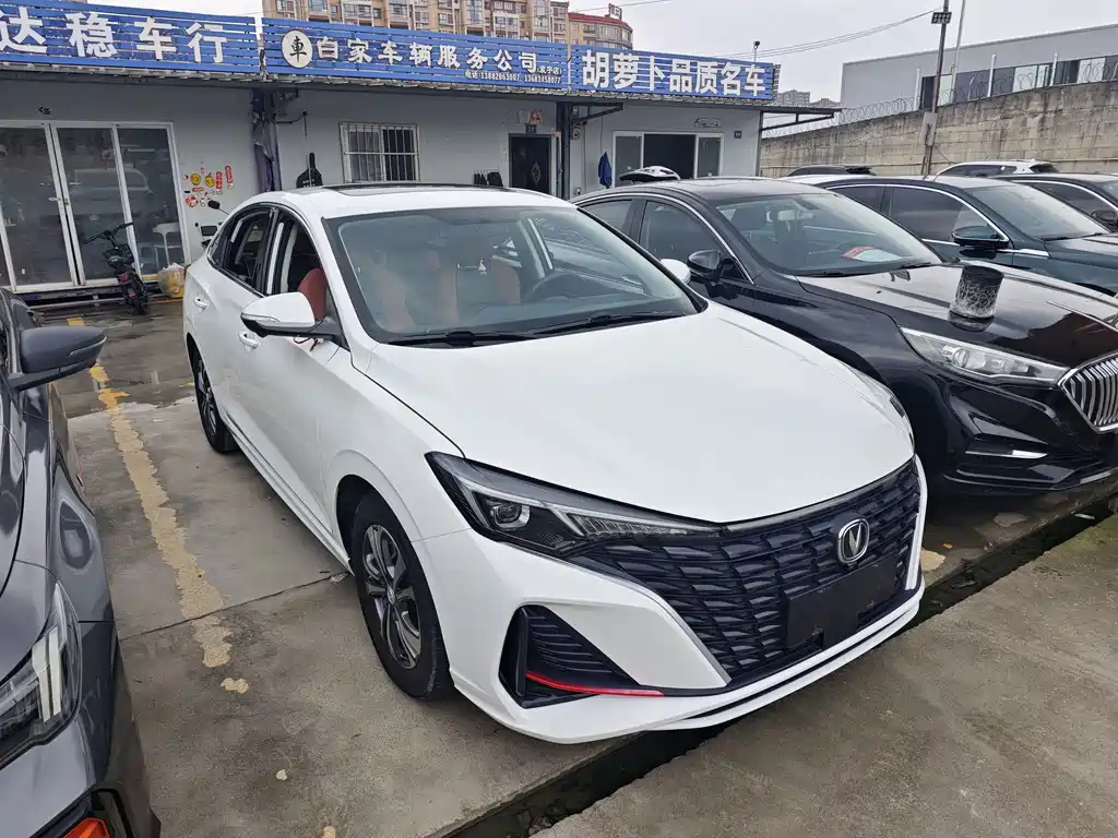 Changan Eado — фото 3