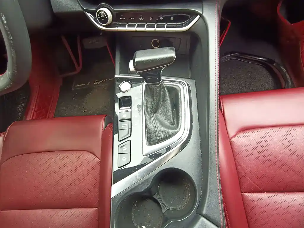 Changan Eado — фото 11