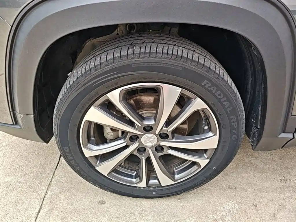 Changan CS35PLUS — фото 23