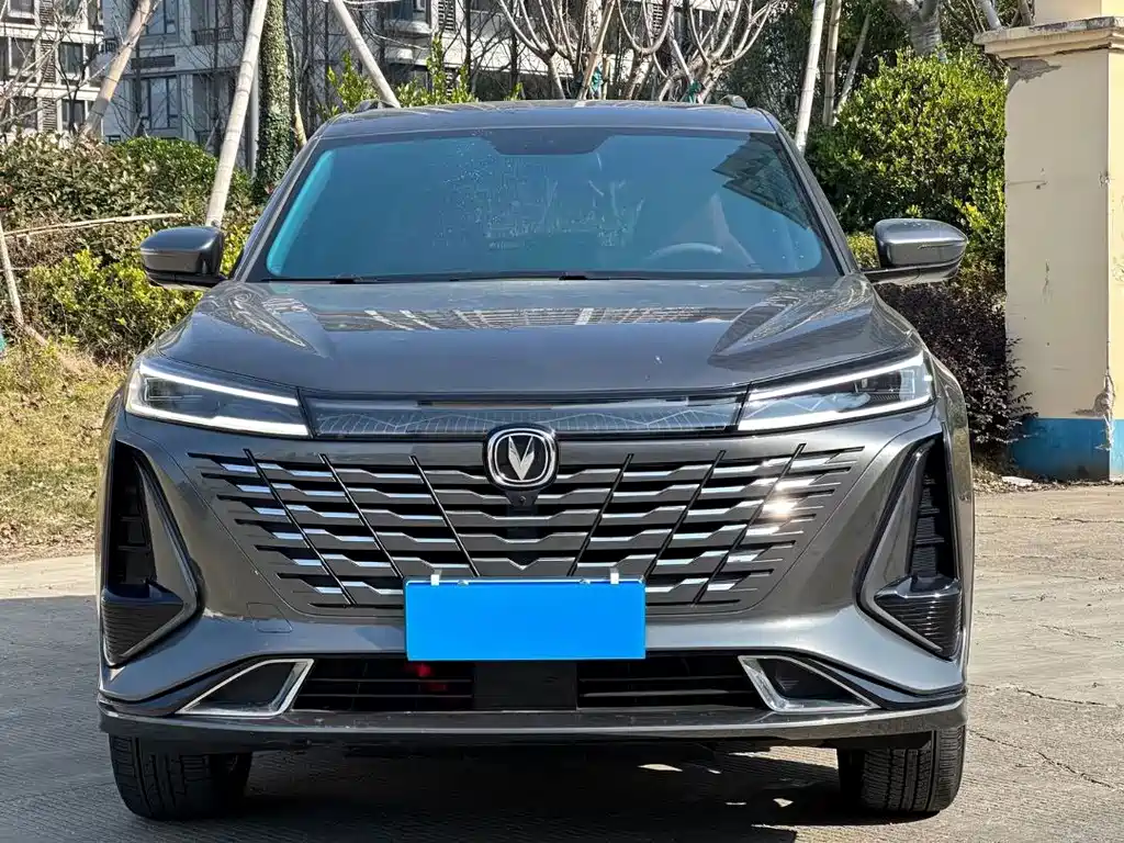 Changan CS75 PLUS — фото 2