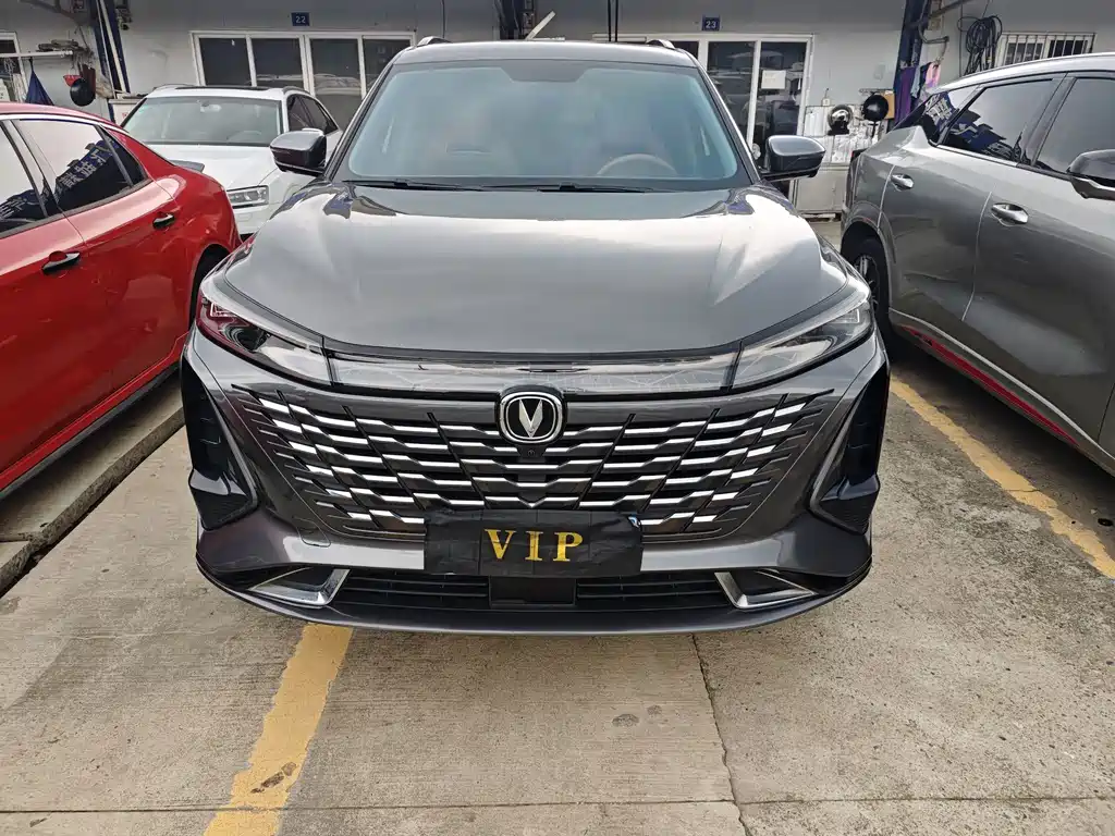 Changan CS75 PLUS — фото 2