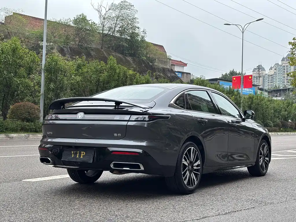 Changan Eado — фото 6