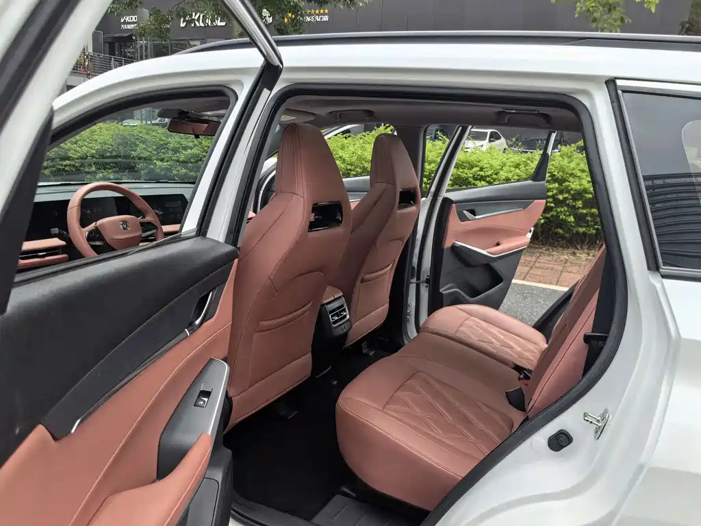 Changan CS75 PLUS — фото 22