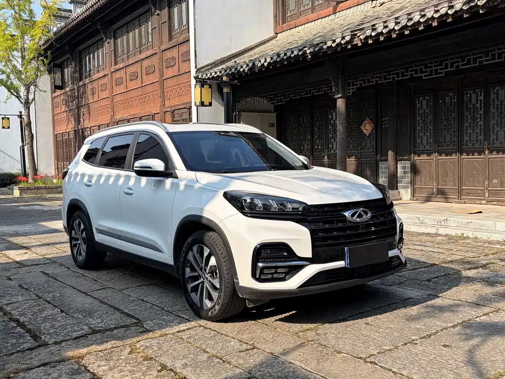 Chery Tiggo 8 — фото 3