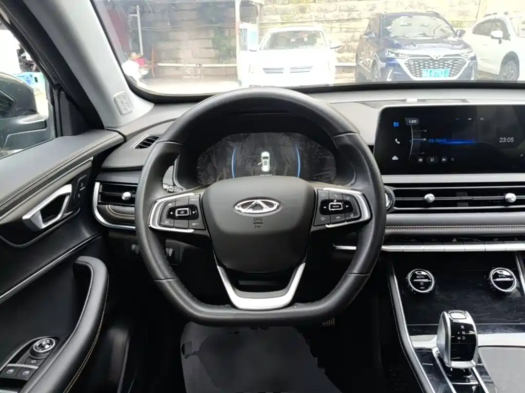 Chery Tiggo 8 — фото 11