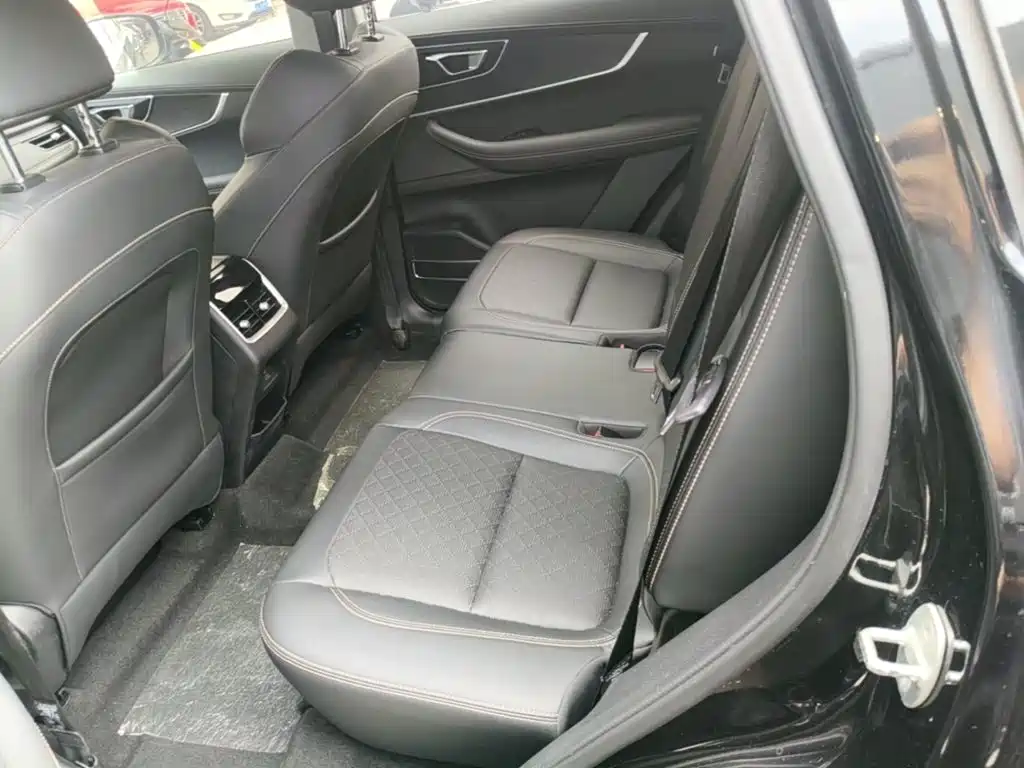 Chery Tiggo 8 — фото 17
