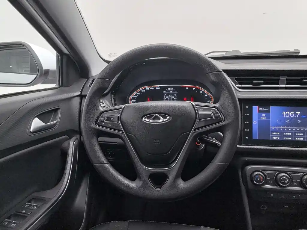 Chery Tiggo 3x — фото 11
