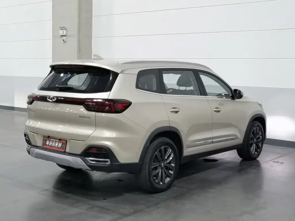 Chery Tiggo 8 — фото 2