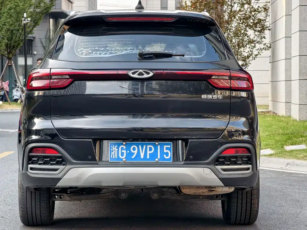 Chery Tiggo 8 — фото 11