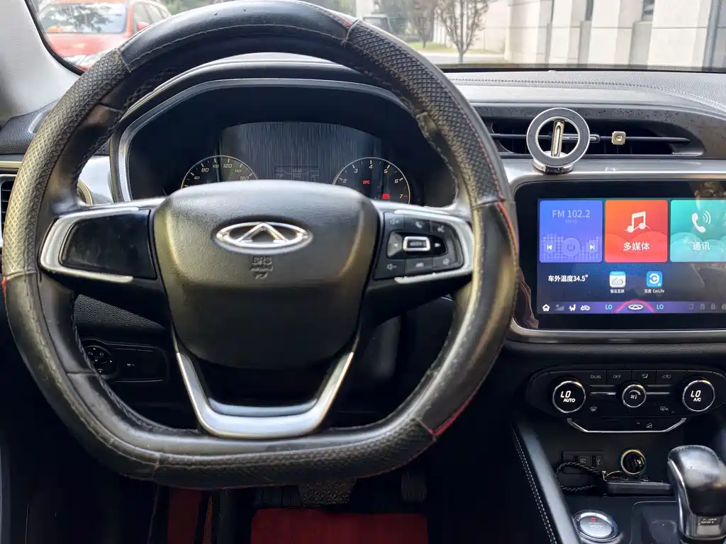 Chery Tiggo 8 — фото 15