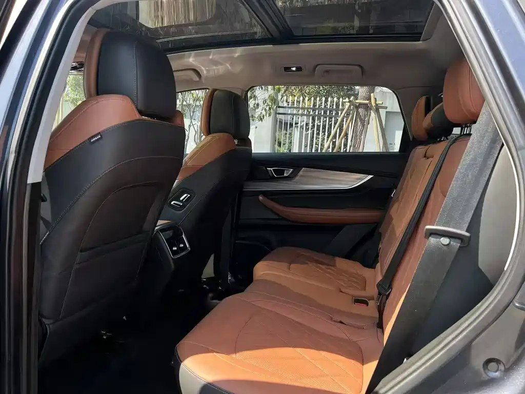 Chery Tiggo 8 PLUS — фото 6
