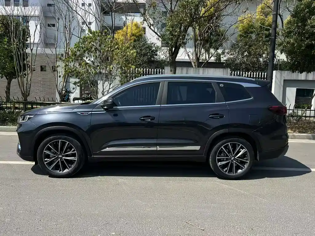 Chery Tiggo 8 PLUS — фото 7