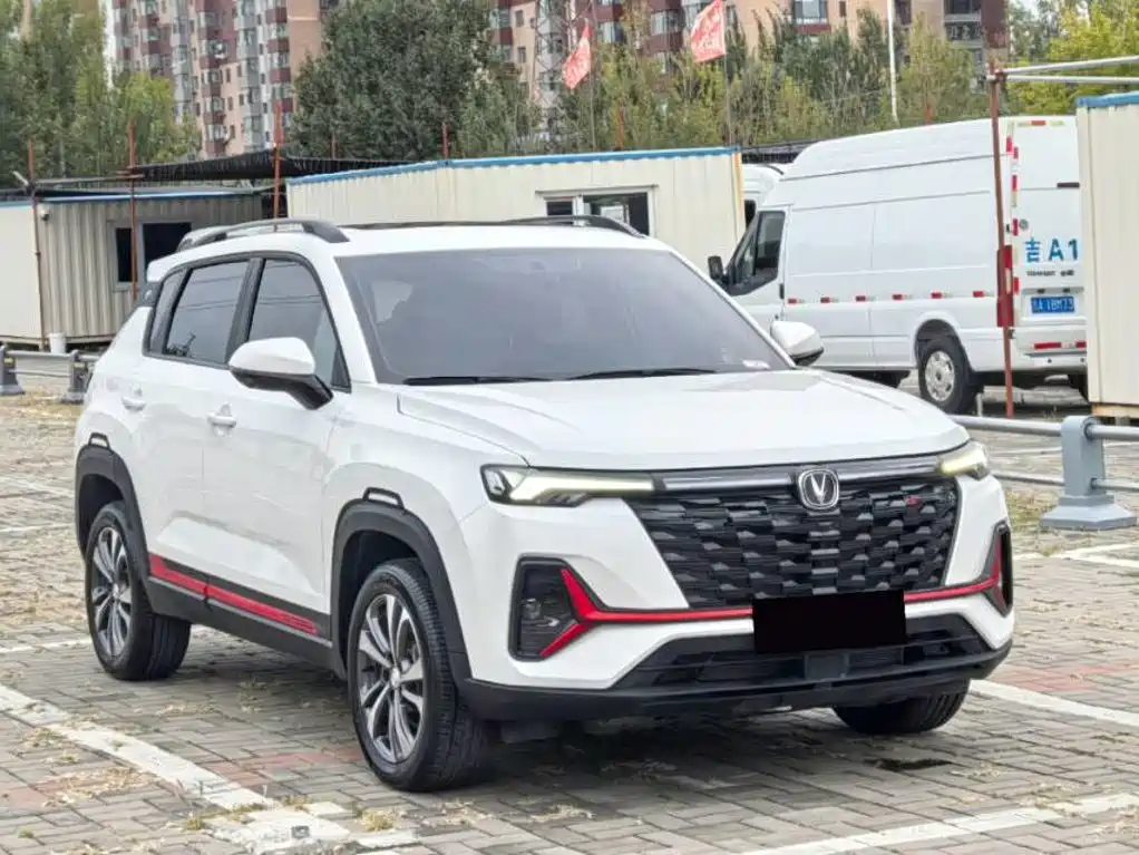 Changan CS35PLUS — фото 3
