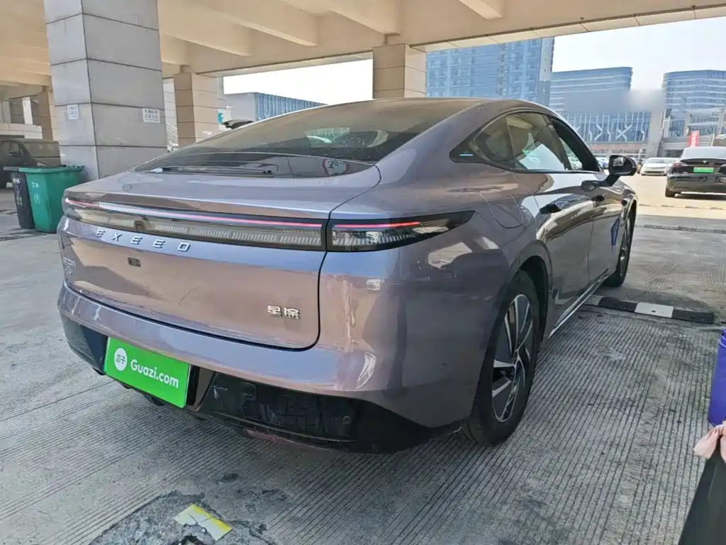 Exeed Exeed ES — фото 7