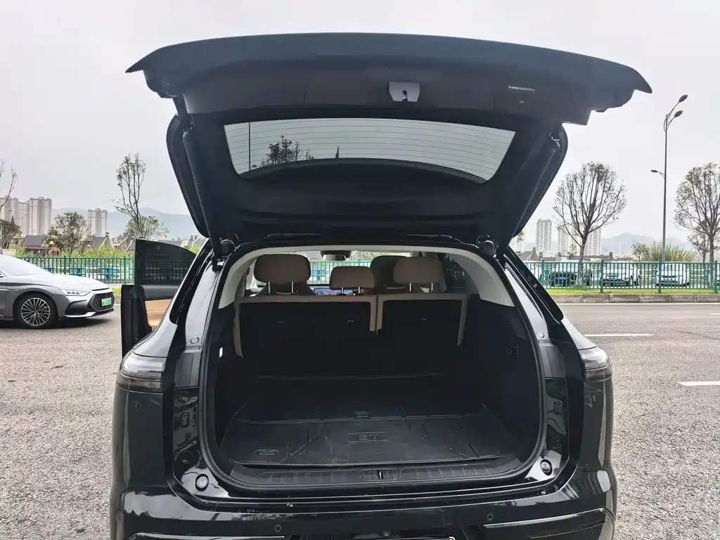 Exeed Xingjiyuan ET — фото 18