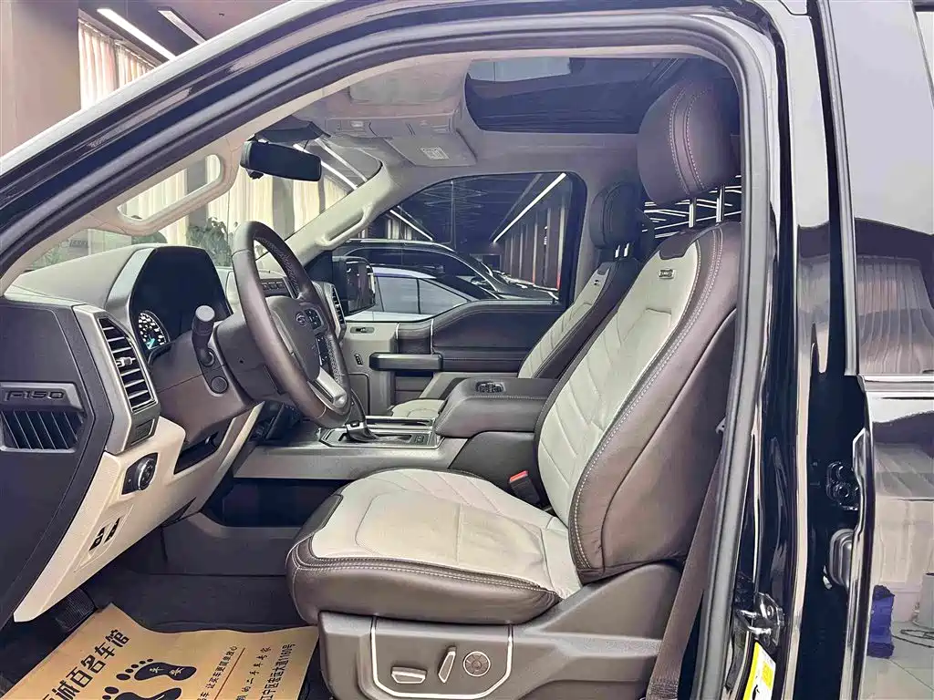 Ford F-150 Raptor — фото 10