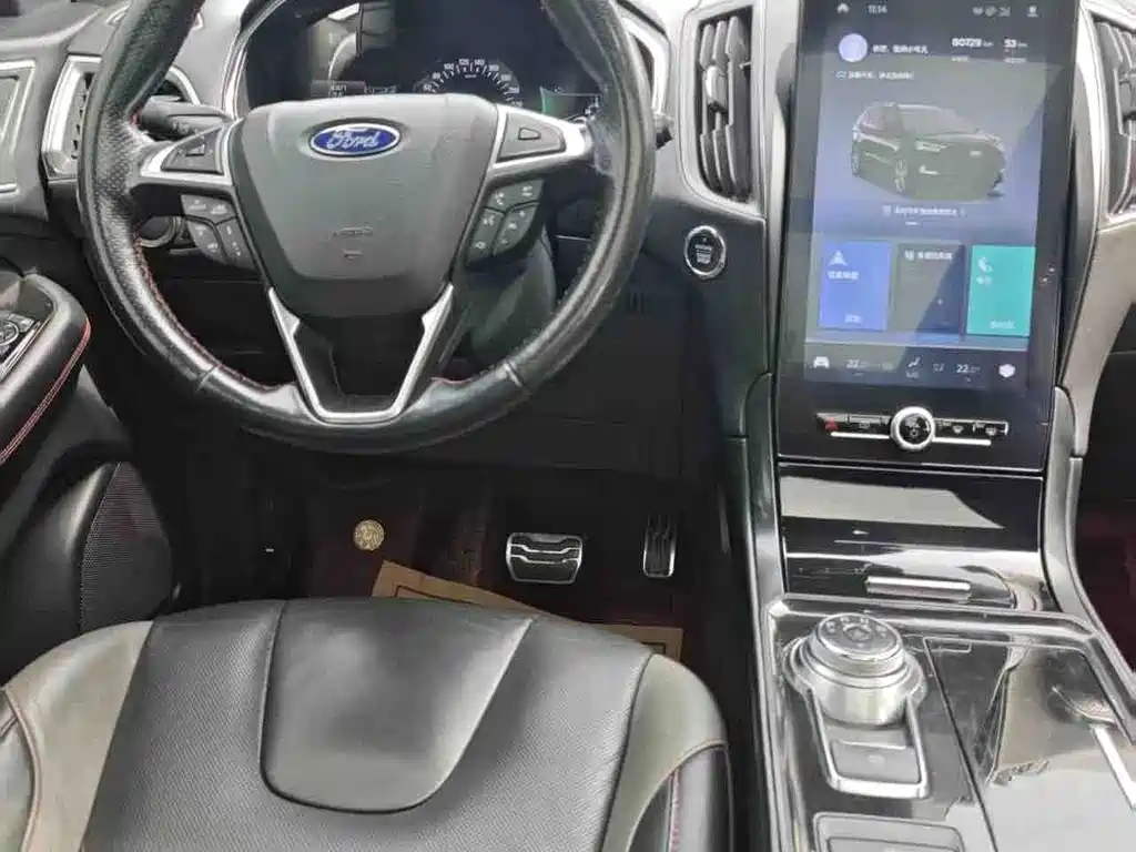 Ford Edge — фото 6