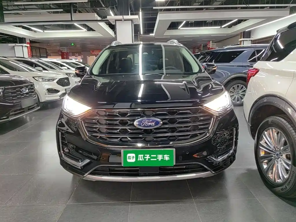 Ford Edge — фото 3