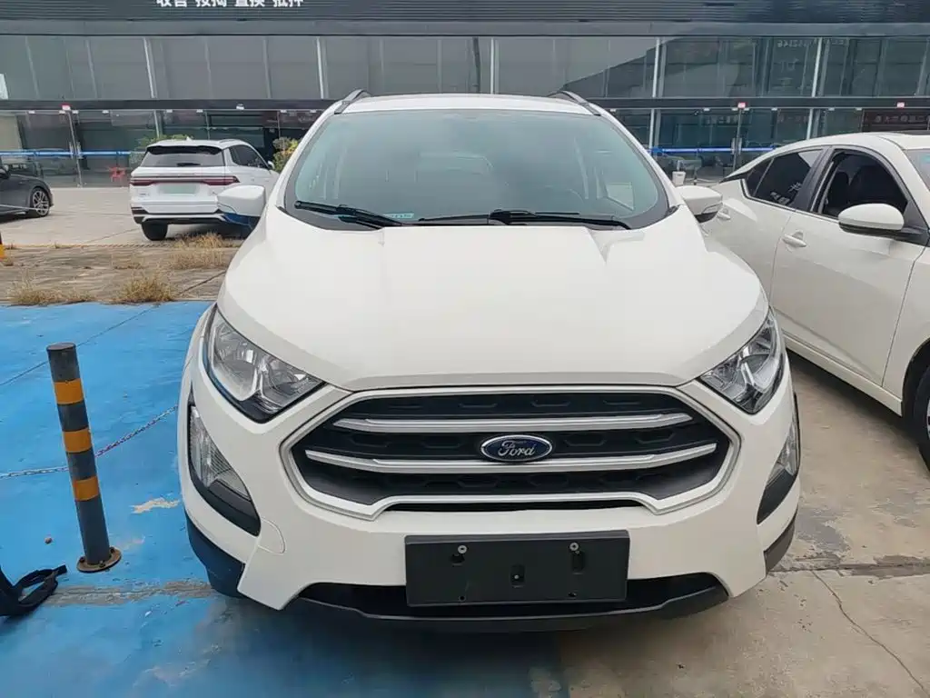 Ford Ecosport — фото 3