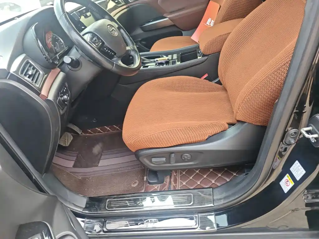 GAC Motor Trumpchi GS8 — фото 15