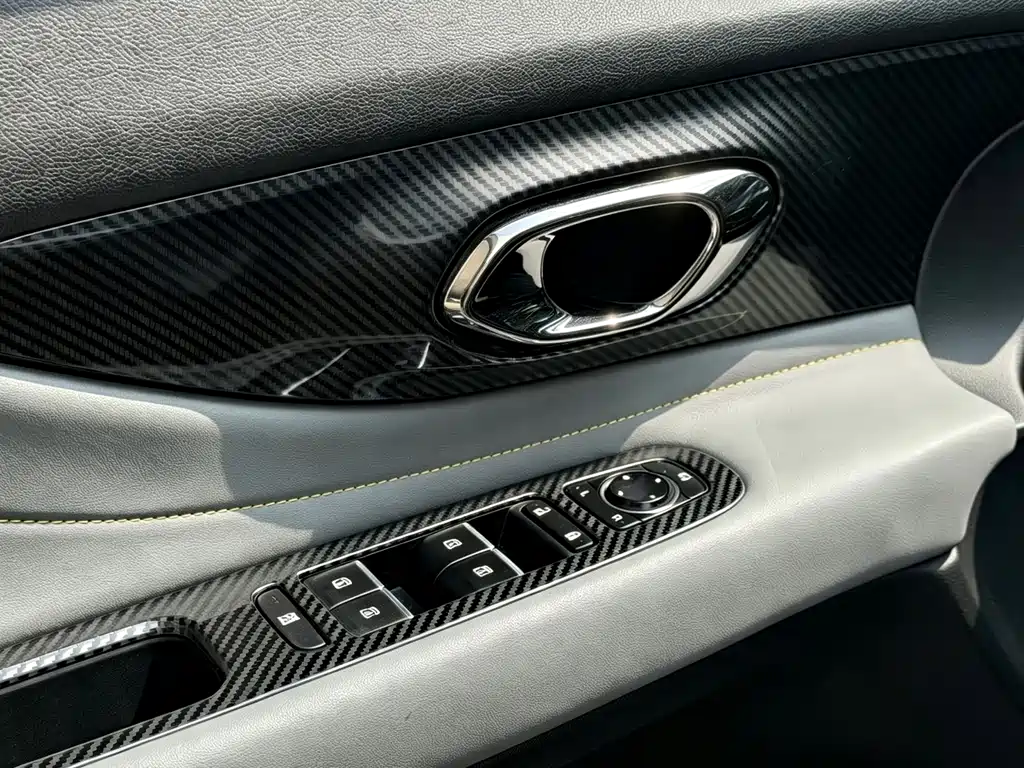 GAC Motor Shadow Leopard — фото 5