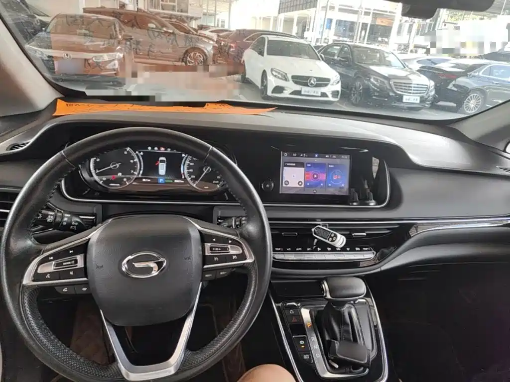 GAC Motor Trumpchi M6 — фото 10
