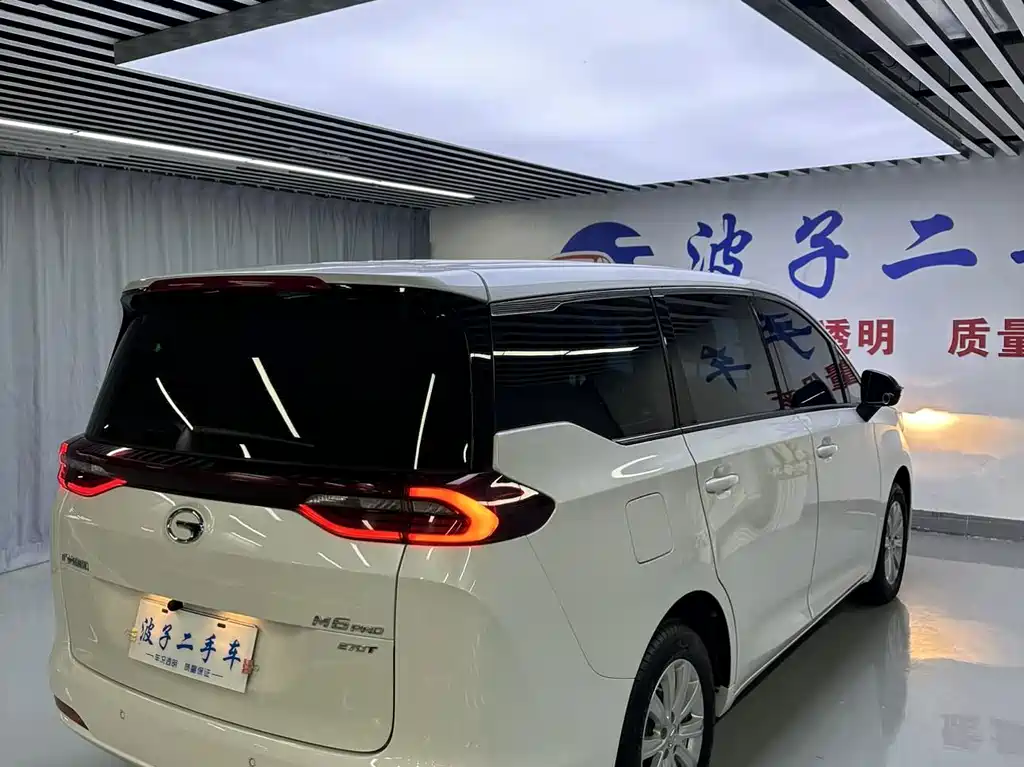GAC Motor Trumpchi M6 — фото 17