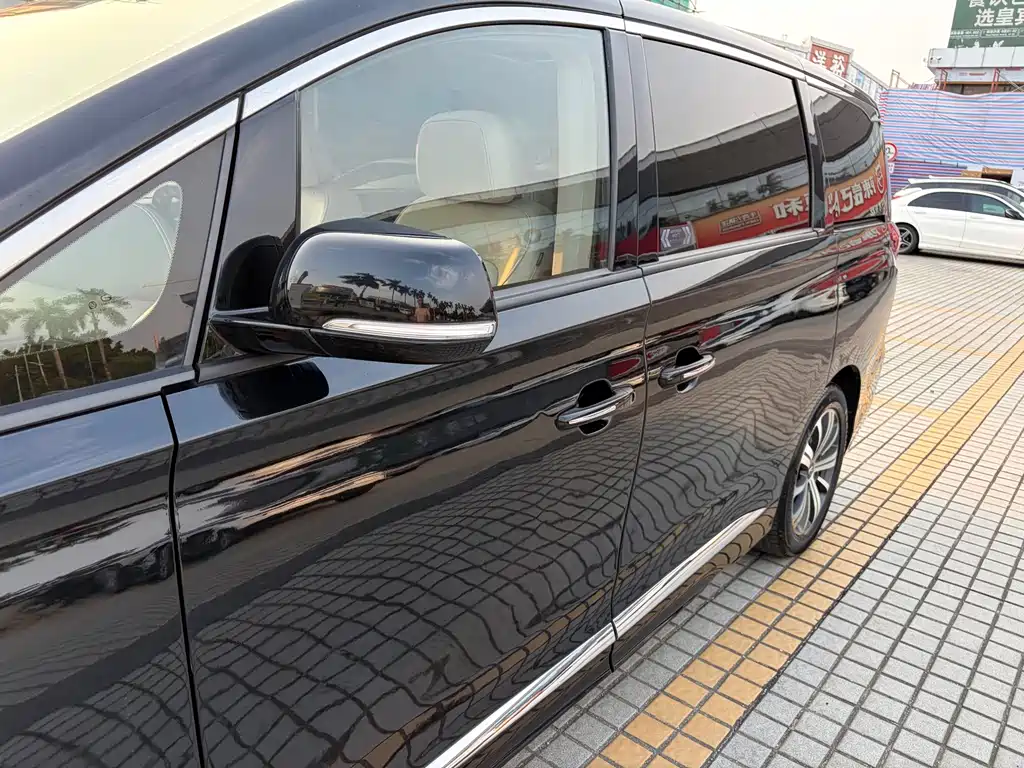 GAC Motor Trumpchi M8 — фото 6