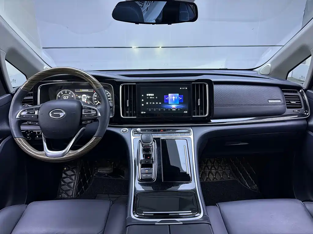 GAC Motor Trumpchi M8 — фото 7