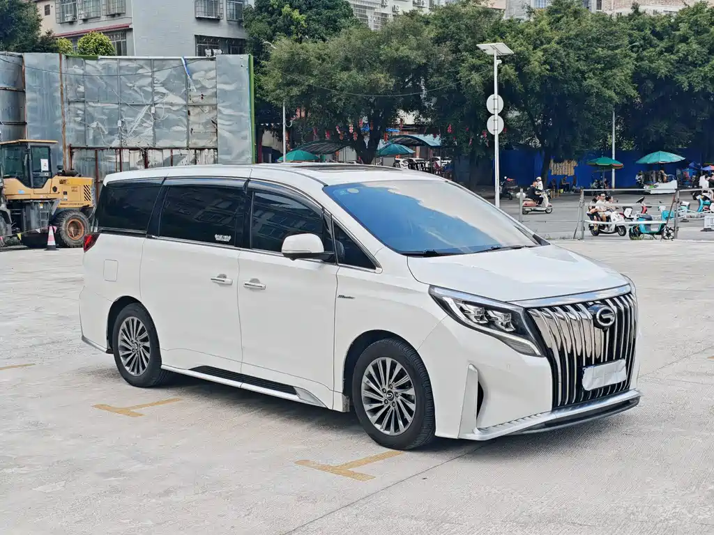 GAC Motor Trumpchi M8 — фото 2