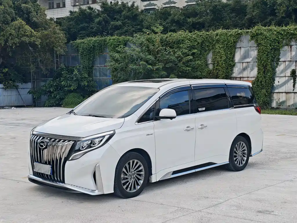 GAC Motor Trumpchi M8 — фото 14