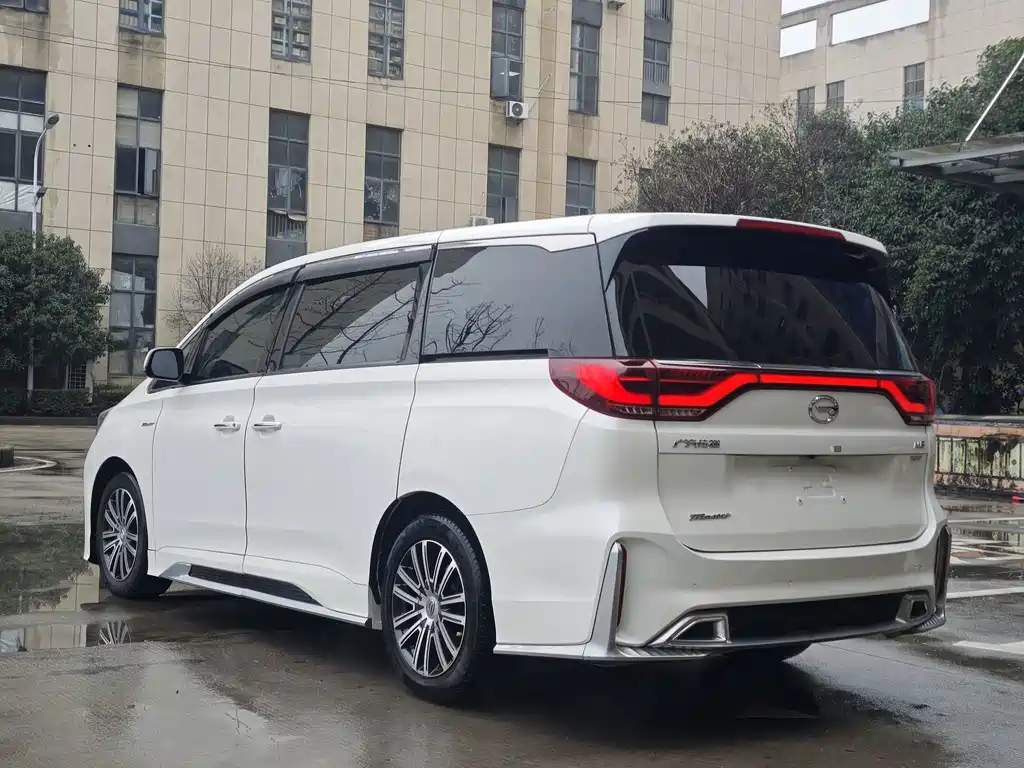 GAC Motor Trumpchi M8 — фото 6
