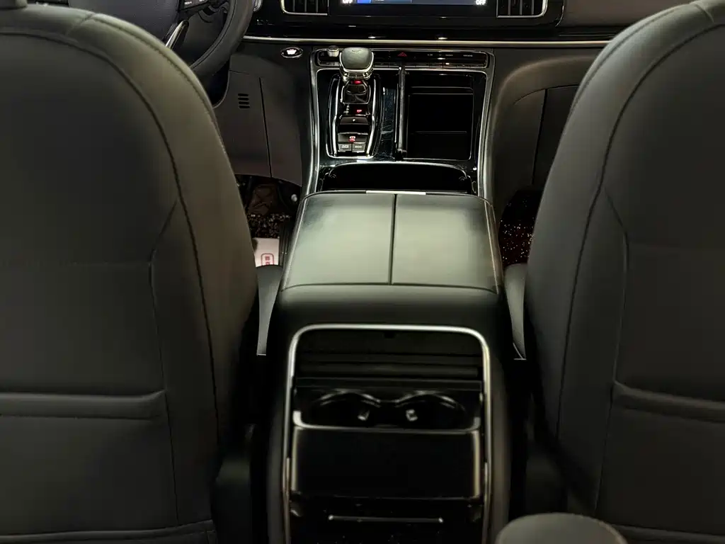 GAC Motor Trumpchi M8 — фото 4