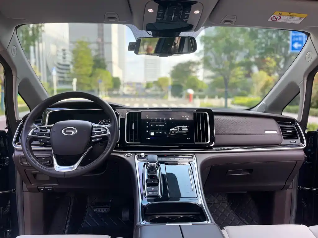 GAC Motor Trumpchi M8 — фото 13