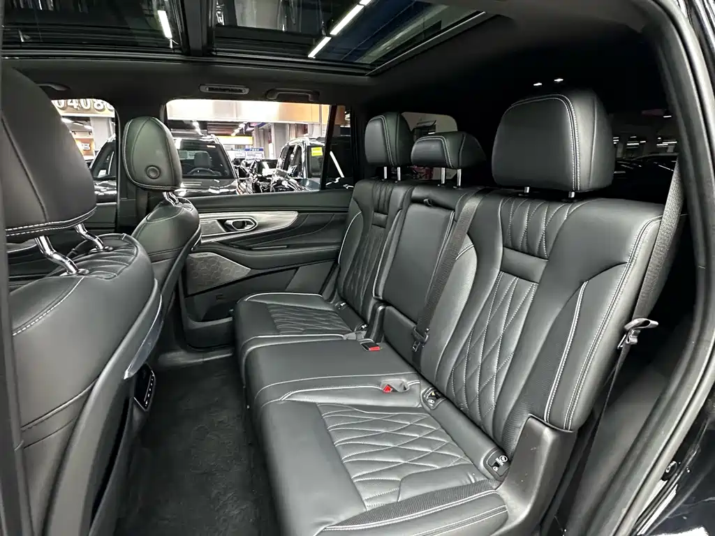 GAC Motor Trumpchi GS8 — фото 26